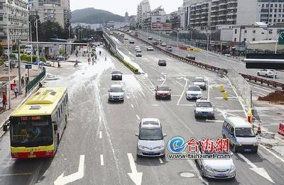 堵車堵怕了仙岳路“降溫” 周邊多路段交通壓力增大 - 城事 - 東南網廈門頻道